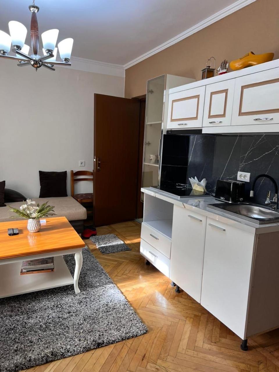 3M Urban Stay Tirana Exteriör bild
